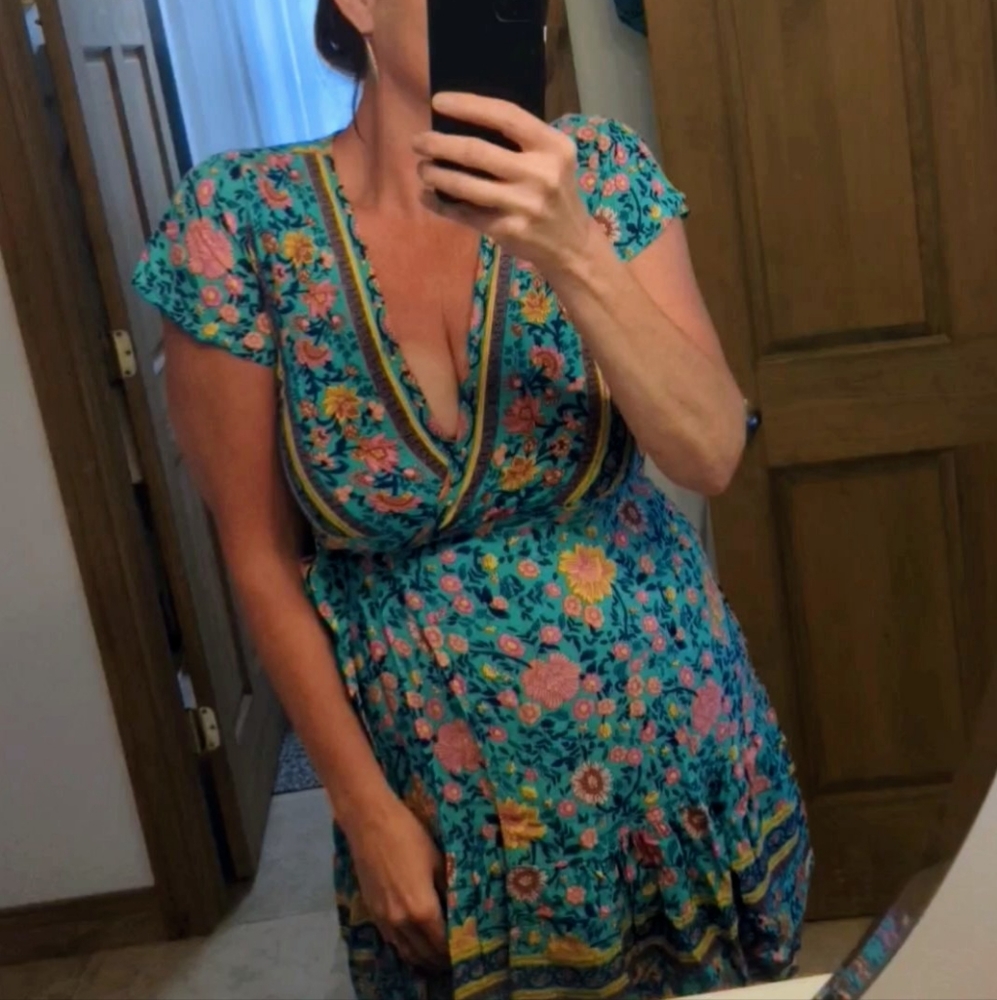 🌴🏖️Cupshe sun wrap dress perfect for vacation!